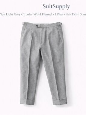 Suitsupply Light Grey Wool Pleated Men’s Trousers - Size 32
